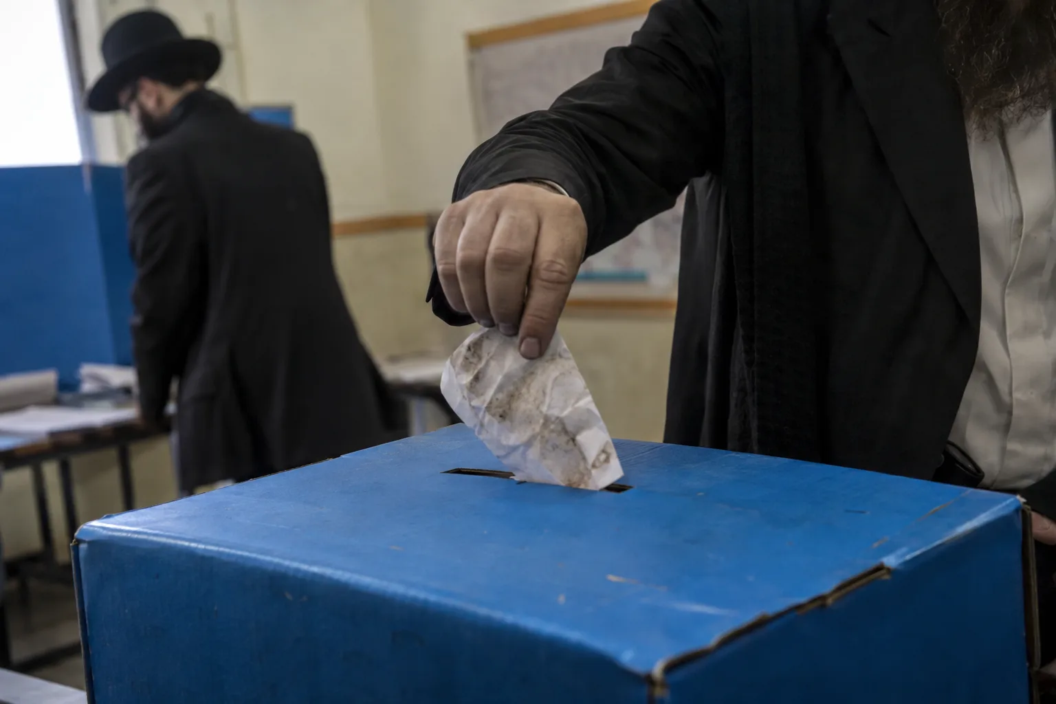 שוב לקלפי, שוב לאותו מקום? מה שאף מנהיג לא יעשה בשבילנו